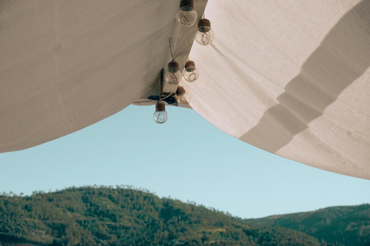 Chez Louise: Onde A Serra Beija O Ceu Lousã Exterior foto