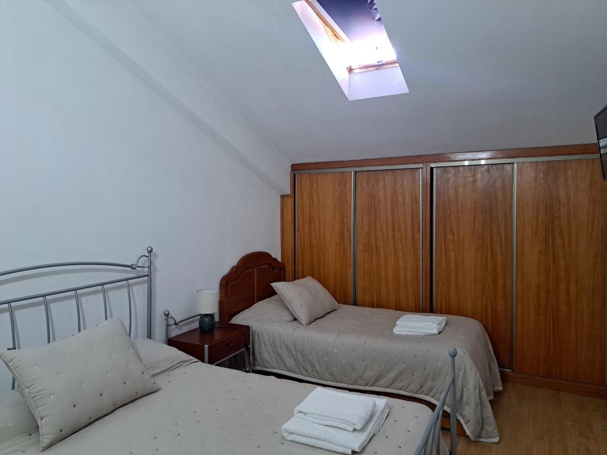 Chez Louise: Onde A Serra Beija O Ceu Lousã Exterior foto