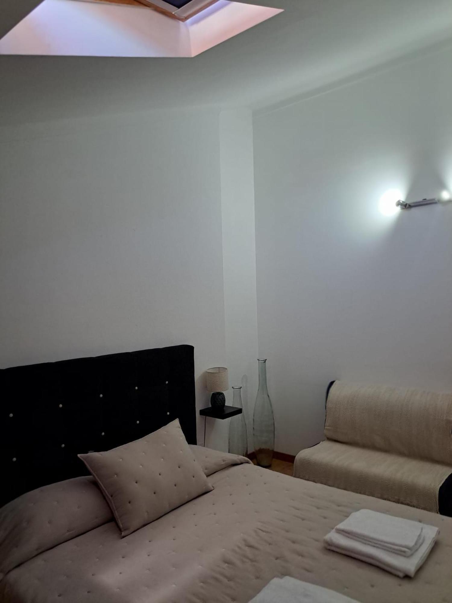 Chez Louise: Onde A Serra Beija O Ceu Lousã Exterior foto